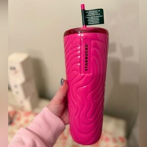 Starbucks summer 2025 bright pink swirl tumbler with slider sip lid and straw